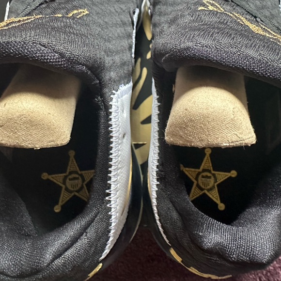 LeBron 17 Low 'Metallic Gold'; men’s size 9 - Picture 9 of 15